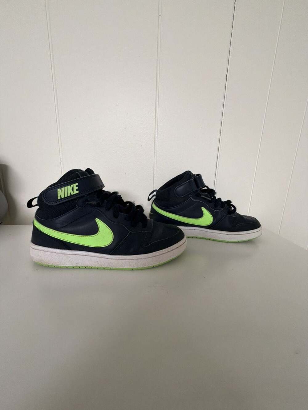 Nike Court Borough Mid 2 Black/Volt Youth Size 6Y